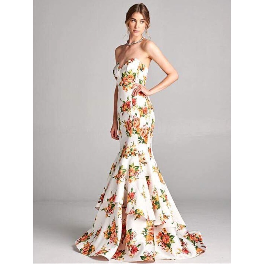 Strapless Sweetheart Mermaid Rose Gown